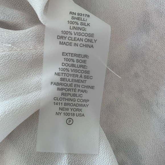 NWT Elie Tahari Brown And Tan Snakeskin Print  Flutter Sleeve Silk Top - Picture 9 of 10